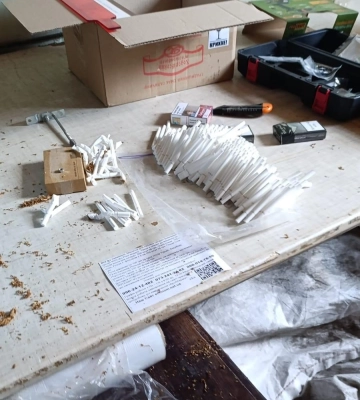 Сигарети та алкоголь під виглядом морозива: на Одещині викрили контрабандистів