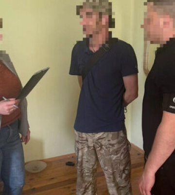 Фальшивые документы за $11 000: во Львовской области ликвидирован канал переправки уклонистов за границу, - ГПСУ. ФОТОрепортаж