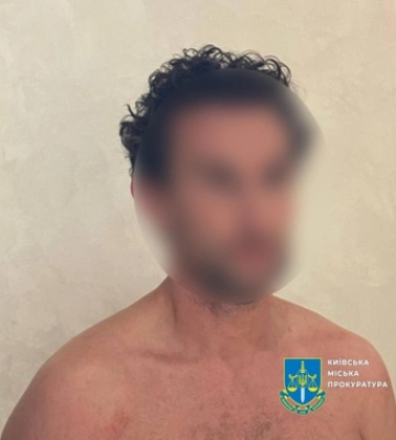 У центрі Києва з авто викрали 15 мільйонів гривень