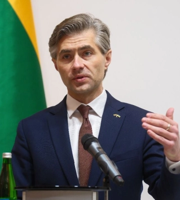 Наш поезд должен был пройти сквозь шквал ракет и БпЛА: глава МИД Литвы о поездке в Киев