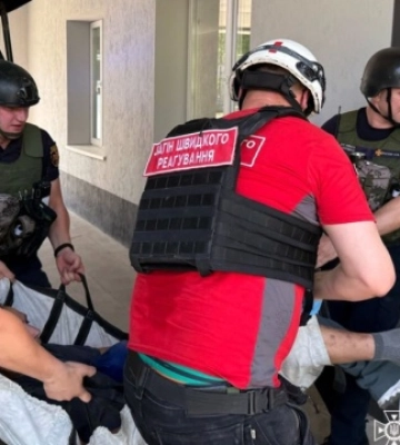 У Нікополі внаслідок атаки РФ загинув цивільний, ще один - поранений