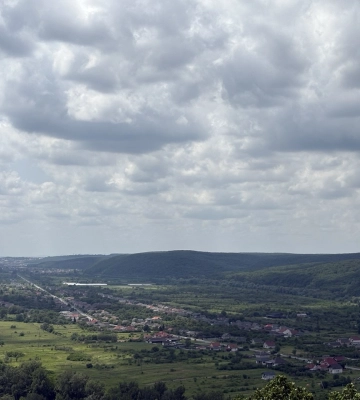 До 24° тепла без опадів очікується на Закарпатті