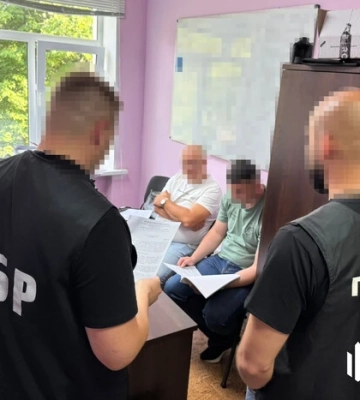 ДБР викрило начальника відділу штабу військової частини на Сумщині, який заробляв мільйони на фіктивних бойових відрядженнях підлеглих