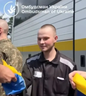 "Мамо, я вас люблю. Я — в Україні". З російського полону повернувся 22-річний боєць з Калуша Андрій Біник