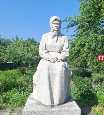 Пам'яті Катерини Білокур. Фоторепортаж із села, де народилася геніальна художниця Пам'яті Катерини Білокур. Фоторепортаж із села, де народилася геніальна художниця