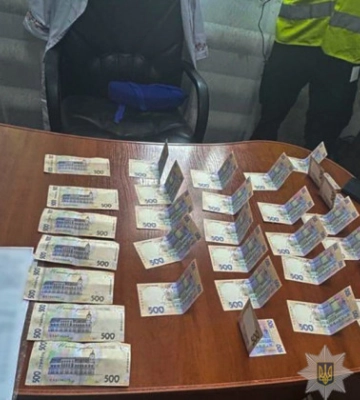 В Сумской области разоблачили доктора, которая требовала взятки от военнослужащих
