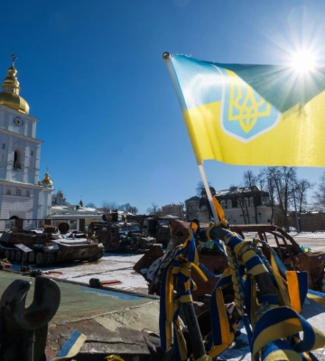 Понад половина українців проти територіальних поступок — опитування