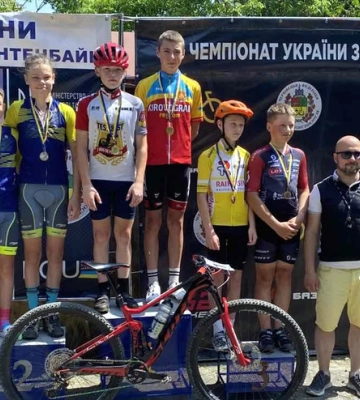 Двоє велосипедистів з Кропивницького здобули призові місця на чемпіонаті України 