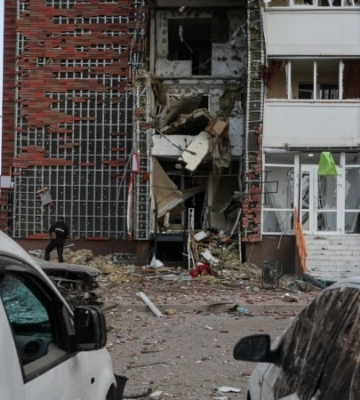 Нічна атака РФ по Києву: влада повідомила про загиблу жінку