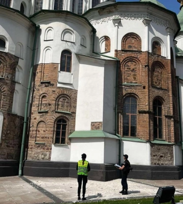 Софійський собор у Києві зазнав пошкоджень через ворожий обстріл 