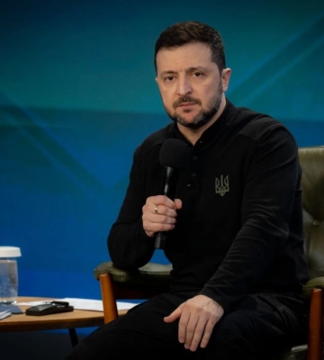 Угорщина цікавилася розташуванням систем ППО і військових частин в Україні, - Зеленський