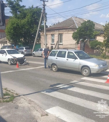 У Кропивницькому не розминулися Chevrolet і ВАЗ У Кропивницькому не розминулися Chevrolet і ВАЗ