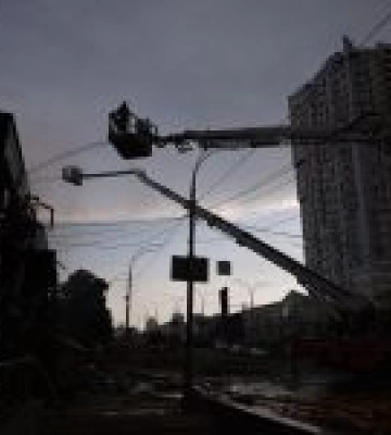 Внаслідок комбінованої атаки на Київ постраждали понад 20 людей