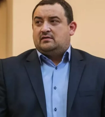 Схема Кузьміних: як обвинувачений в хабарництві нардеп приховав мережу аптек в Житомирі Схема Кузьміних: як обвинувачений в хабарництві нардеп приховав мережу аптек в Житомирі