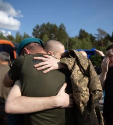 Троє закарпатських захисників повернулися додому з російського полону