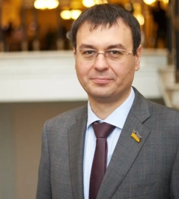 «Маємо непоганий результат». Гетманцев похвалився рівнем середньої зарплати в Україні