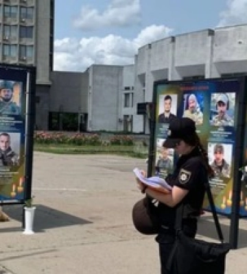 Вандалы оставили символ «Z» на Аллее Славы в Сумах — полиция расследует