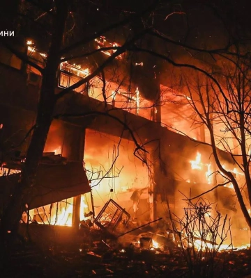 Взрывы в Харькове: город атакуют БпЛА, Терехов сообщает об ударах по домам