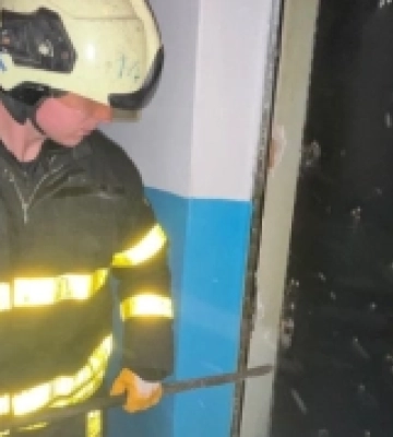 У Білгороді-Дністровському рятувальники допомогли жінці, яка не могла відчинити двері квартири