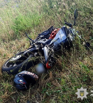 На Полтавщині внаслідок ДТП загинув мотоцикліст