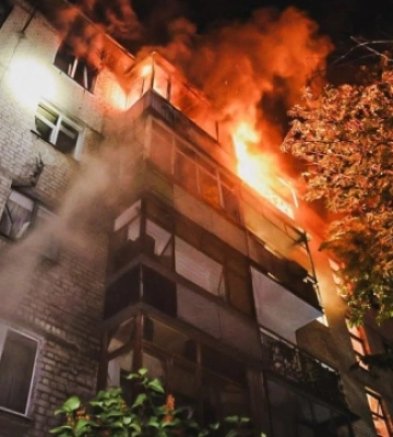 Троє загиблих, 64 постраждалих: Зеленський після атаки на Харків закликав світ посилити тиск на Росію
