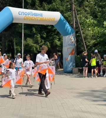 У змаганнях зі спортивного орієнтування в Ужгороді взяли участь понад 300 школярів