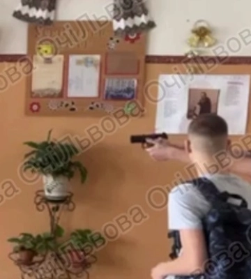 Во Львове ученик стрелял в школе из пневматики