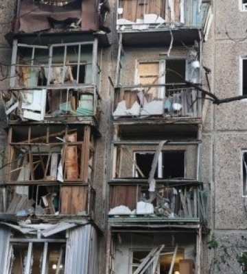 Чоловік під завалами зруйнованого росіянами будинку співав Гімн України (відео)