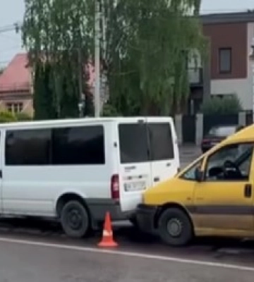 У Рівному трапилася ДТП, бо водій помер за кермом авто
