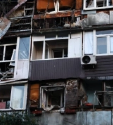 У Харкові чоловік під завалами після російського обстрілу співав гімн України