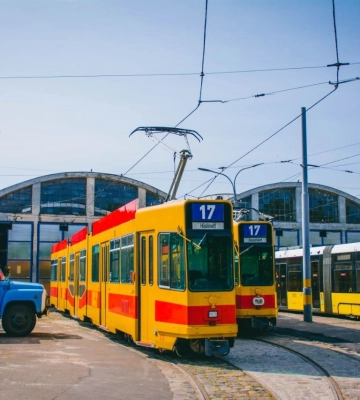 До Львова прибула нова партія трамваїв зі Швейцарії (ФОТО)