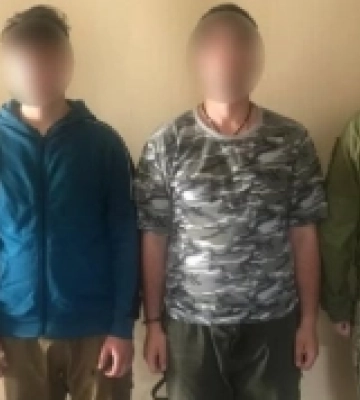 На Івано-Франківщині прикордонники затримали двох чоловіків з Миколаївської області, які видавали себе за туристів
