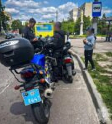 Мотопатруль у Львові зупинив водія без прав та напідпитку