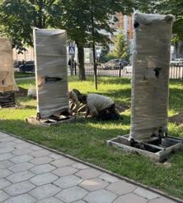 У Полтаві встановлять ще 75 щитів памʼяті на Каштановій алеї