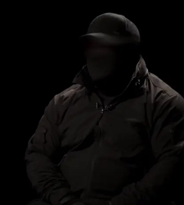 Таємний агент СБУ розповів, як проник в офіс топпосадовця часів Януковича Сівковича Таємний агент СБУ розповів, як проник в офіс топпосадовця часів Януковича Сівковича
