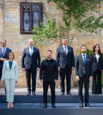 Учасники саміту "Україна-Південно-Східна Європа" закликали міжнародну спільноту активізувати підтримку України, - декларація
