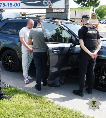 Майже $18 тис. за документи про відстрочку від мобілізації: на Тернопільщині затримали шахрая