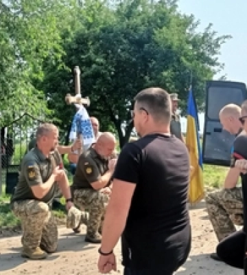 У Луцькому районі попрощалися із захисником Сергієм Холодовим 
