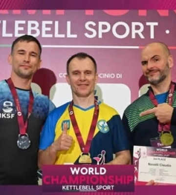 Спортсмен з Донеччини, який живе в Луцьку, став чемпіоном світу з гирьового спорту