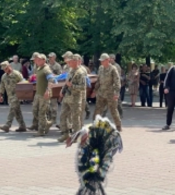Олександрівська громада провела в останню дорогу воїна-земляка. ФОТО