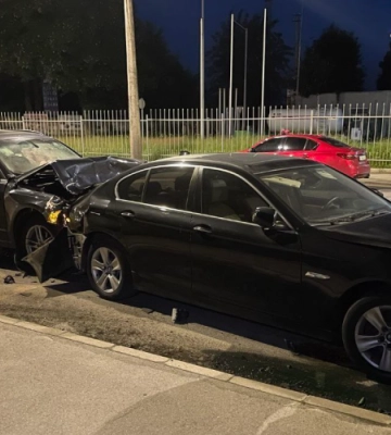 У Луцьку водій Audi протаранив кілька припаркованих автомобілів