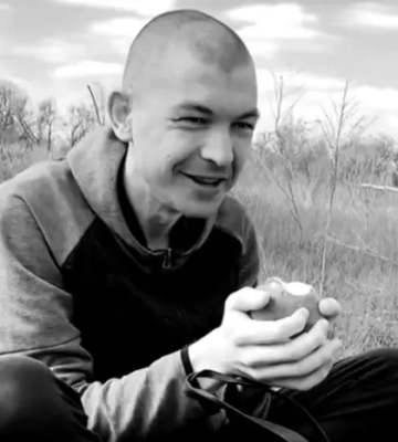 &quot;Год мечтал о яблоке&quot;: умер военный Дмитрий Шаповалов, два года назад вернувшийся из плена