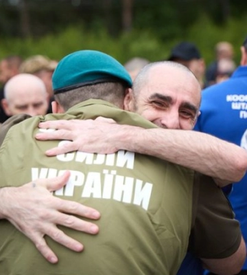 Черговий етап великого обміну: з російського полону повернули важкопоранених і тяжкохворих захисників