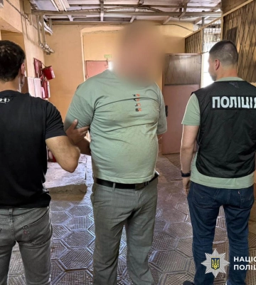 Обіцяв вступ до коледжу за хабар - в Одесі затримано працівника навчального закладу