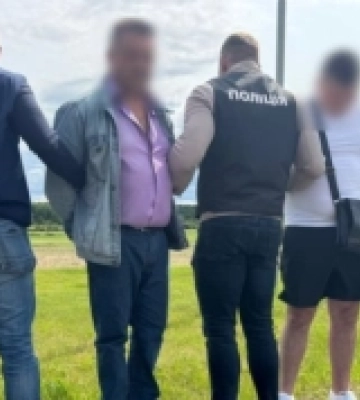 Трьох мешканців Рівненщини судитимуть за незаконне переправлення ухилянтів за кордон