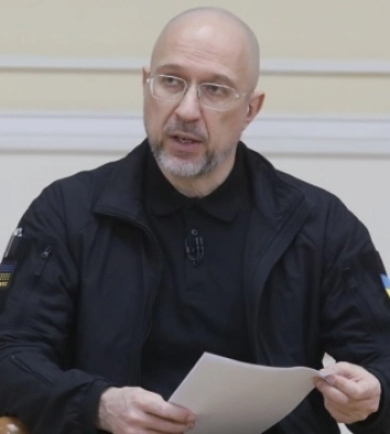 Укриття, евакуація та житло для переселенців: Шмигаль провів нараду на Дніпропетровщині