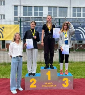 Миколаївська легкоатлетка Яна Руденко здобула 3 медалі на чемпіонаті України Миколаївська легкоатлетка Яна Руденко здобула 3 медалі на чемпіонаті України