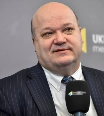 Про ефективність і вартість системи управління: дипломат Валерій Чалий Про ефективність і вартість системи управління: дипломат Валерій Чалий