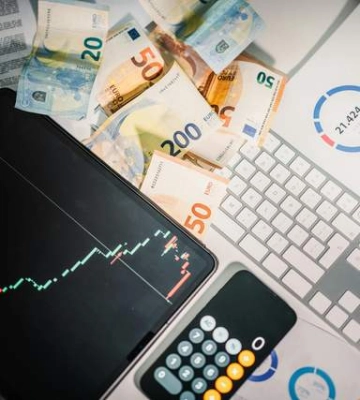 Долар подешевшав, курс євро вперше в історії перевищив рівень 48 гривень