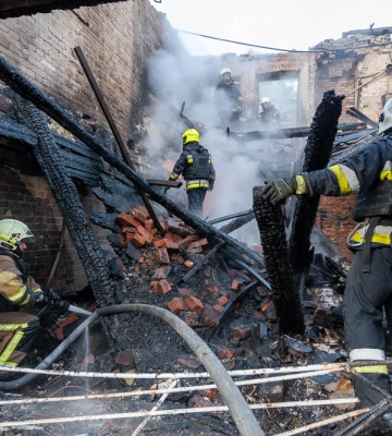 Харків знову під атакою ворожих дронів, ворог поцілив по Шевченківському району міста